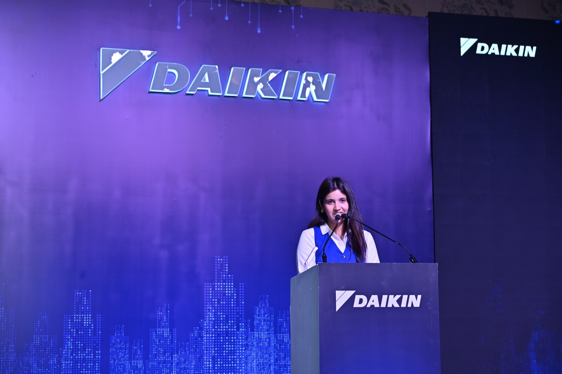 Aanchal Bohra addressing the audience from the Daikin podium